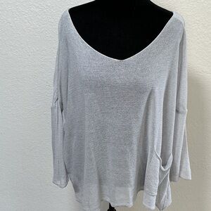 Chic Women's Gray V-Neck Blouse